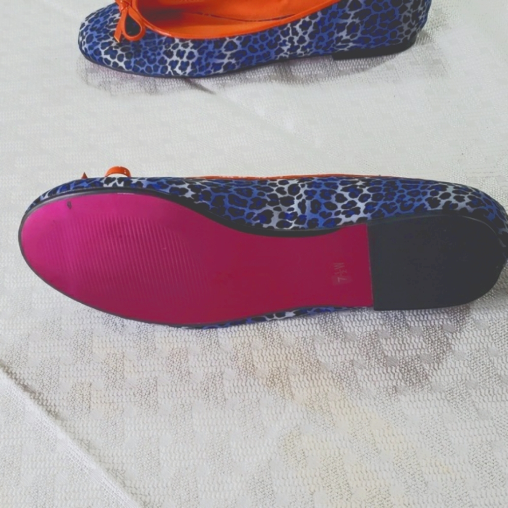 Twiggy of London animal print flats 7.5 Wide - Picture 6 of 9
